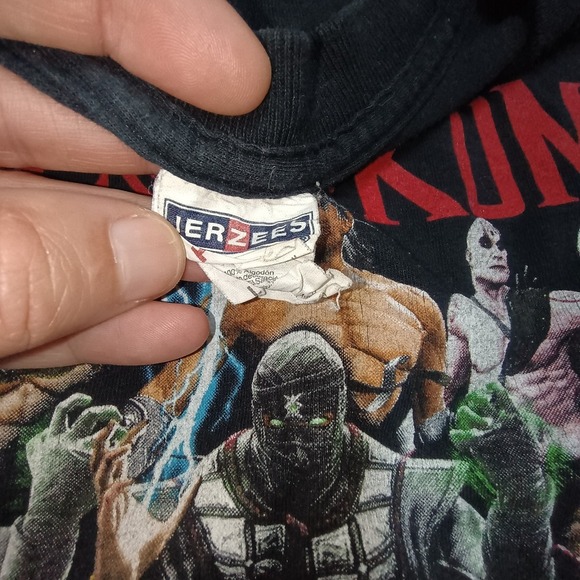 Mortal Combat Game Tshirt All Characters JERZEES Size Large * Flaw * - Picture 4 of 5